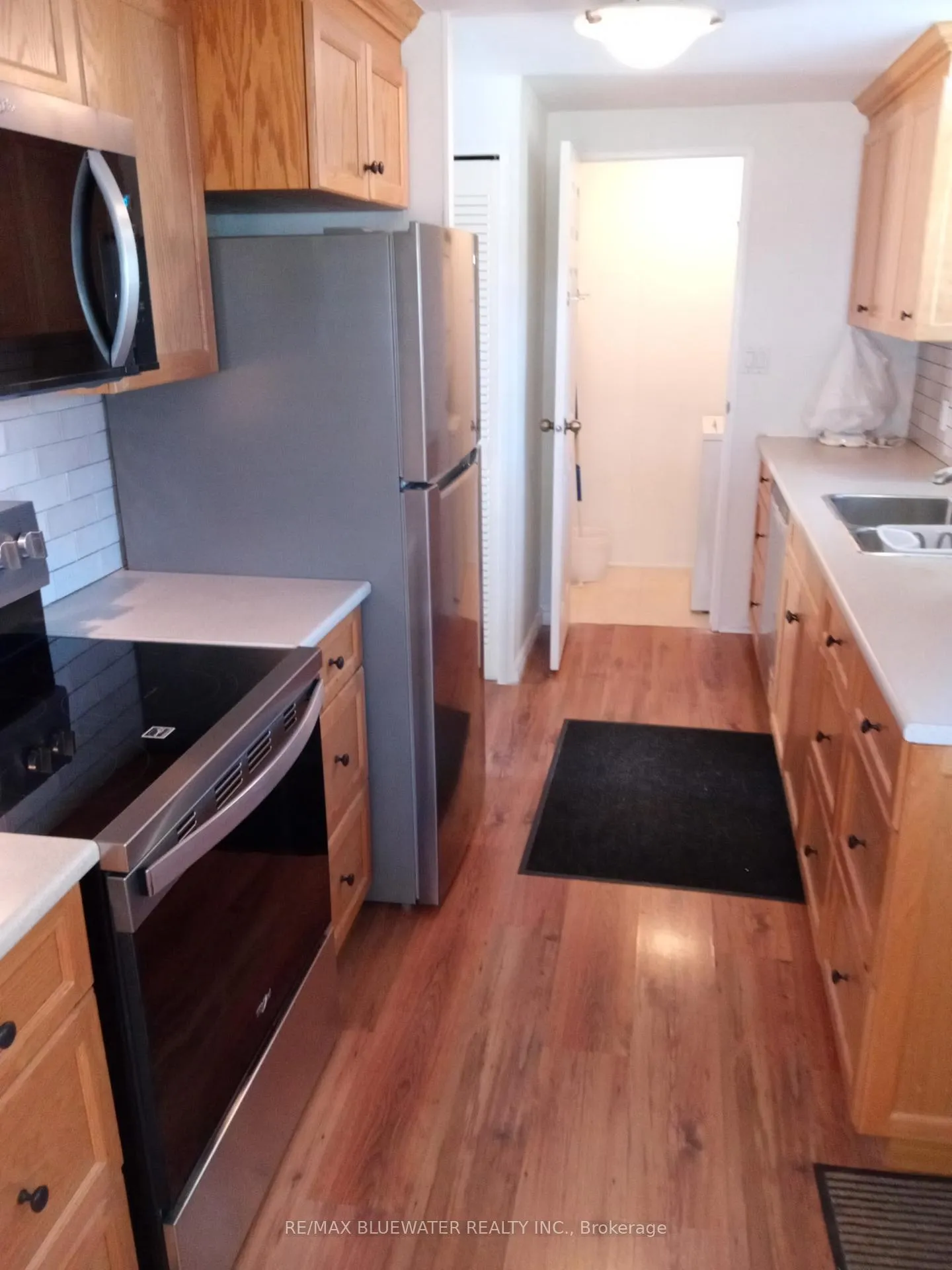Photo 23 of 25 Maple Grove Court E, South Huron, Stephen — HOMEH