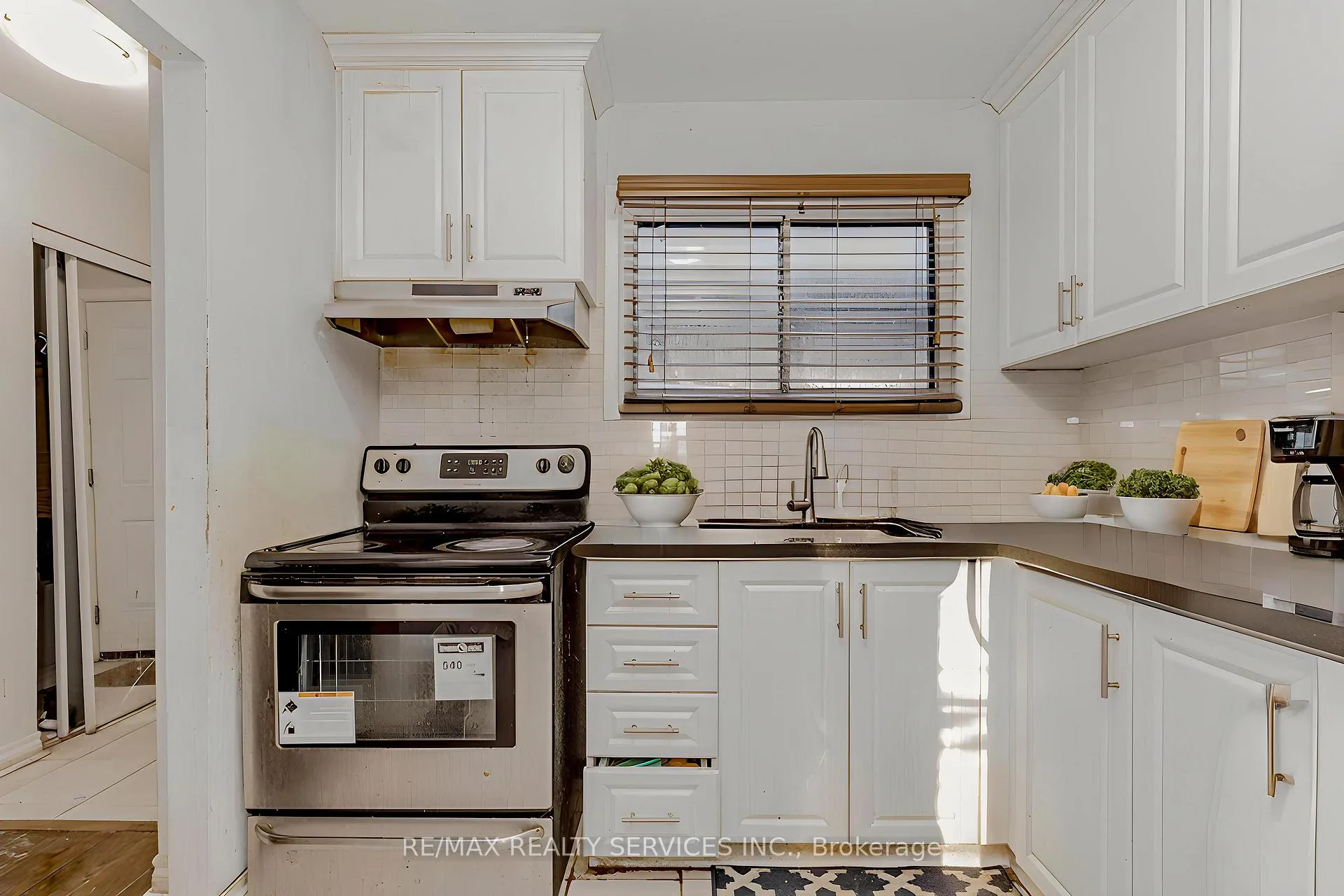 Photo 3 of Unit 117, 475 Bramalea Road, Brampton, Southgate — HOMEH