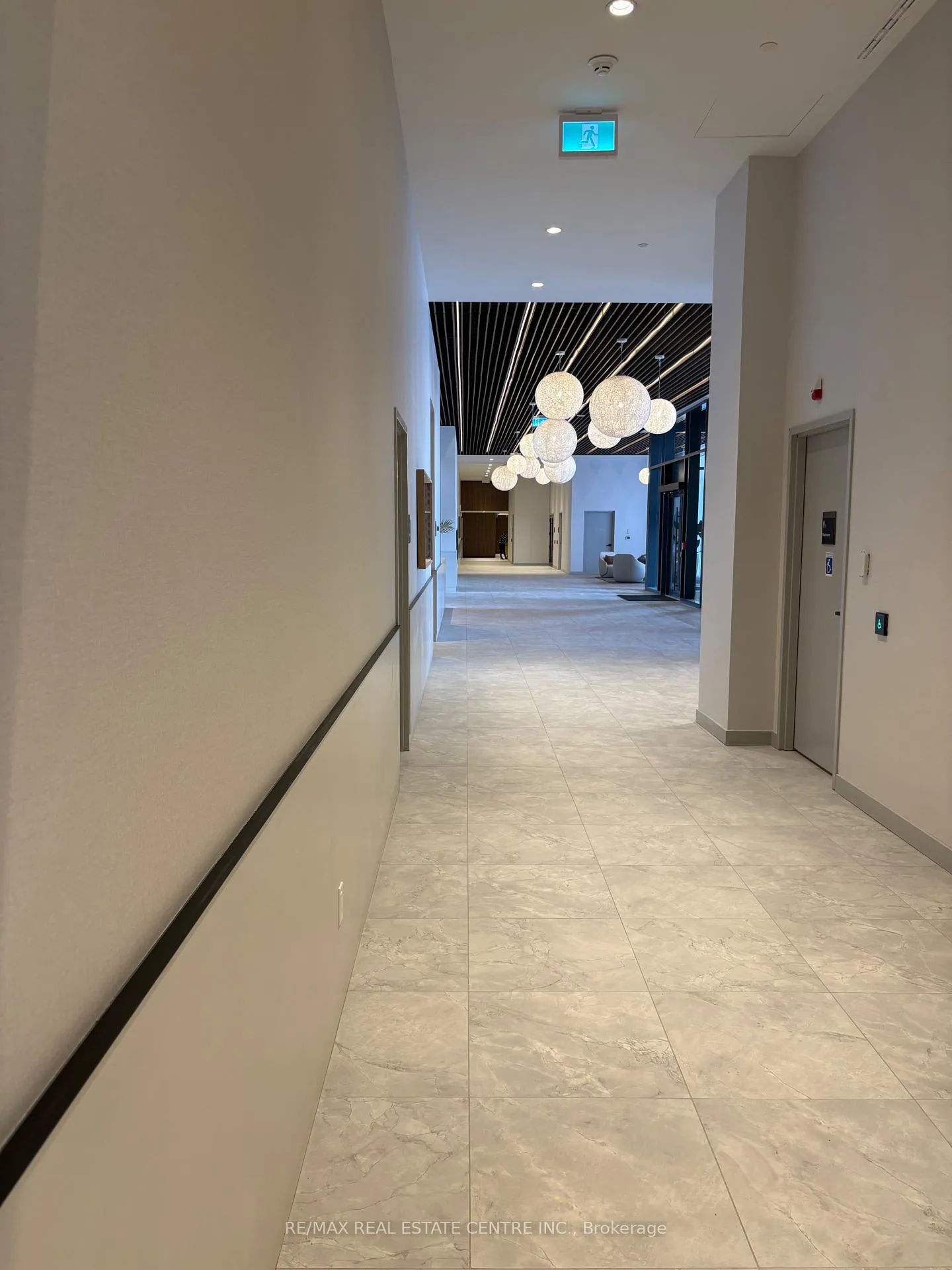 Photo 6 of Unit 806, 15 Skyridge Drive, Brampton, Bram East — HOMEH