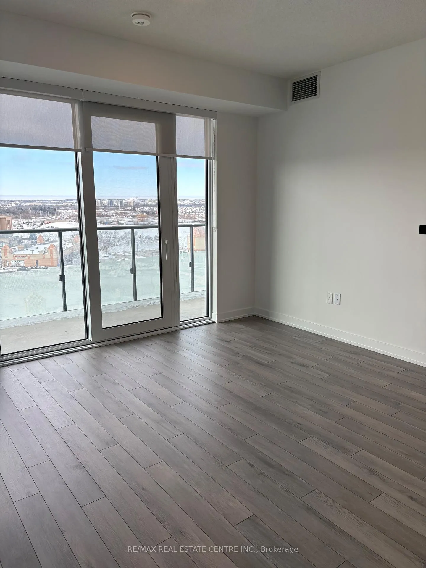 Photo 19 of Unit 806, 15 Skyridge Drive, Brampton, Bram East — HOMEH