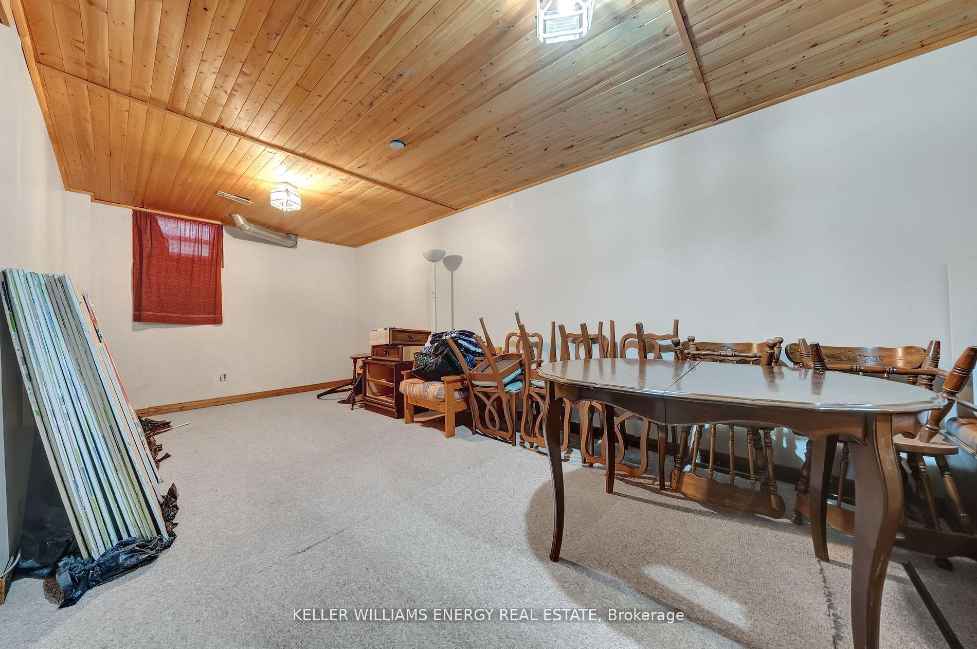 Photo 31 of 37 Poolton Crescent, Clarington, Courtice — HOMEH