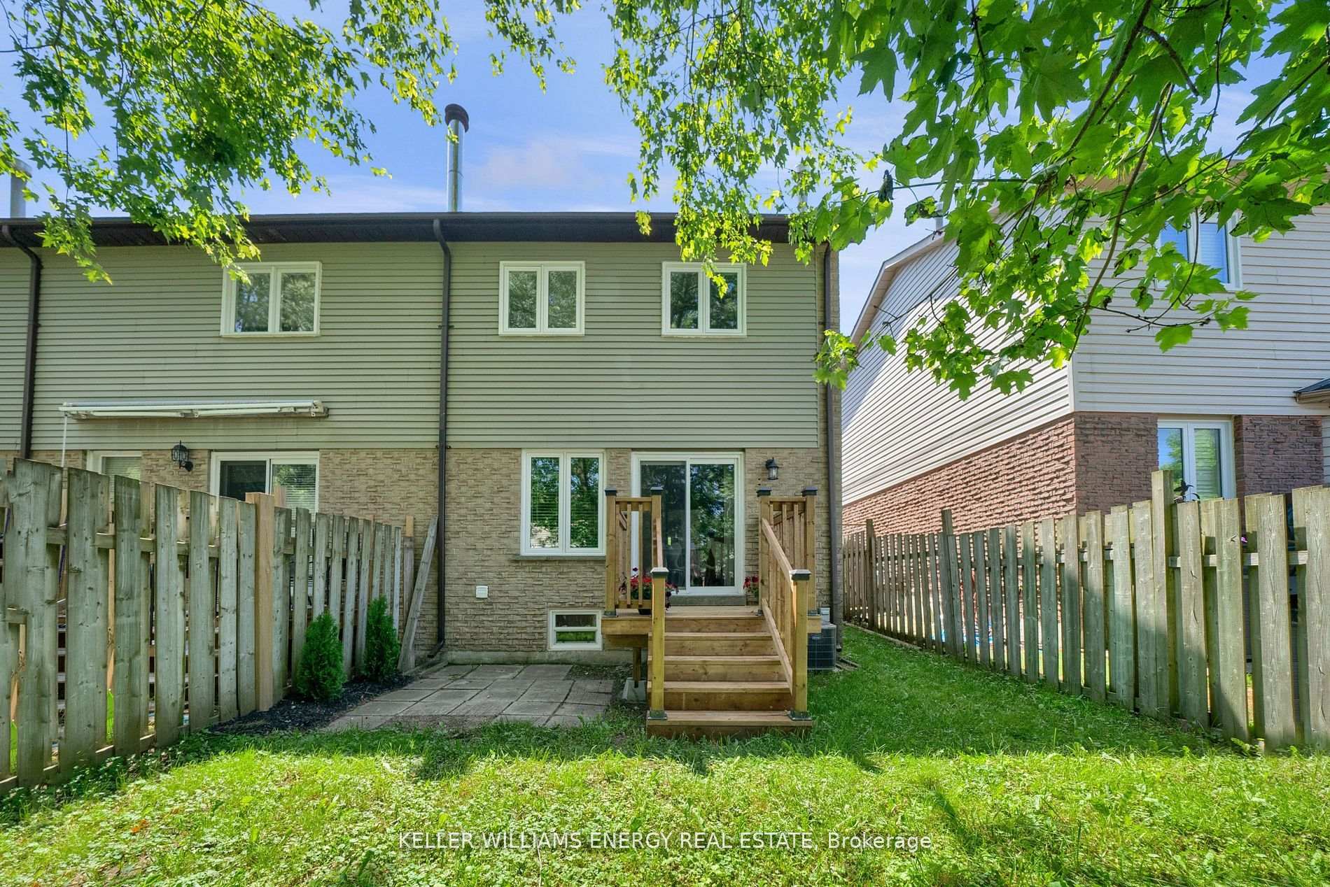 Photo 39 of 37 Poolton Crescent, Clarington, Courtice — HOMEH