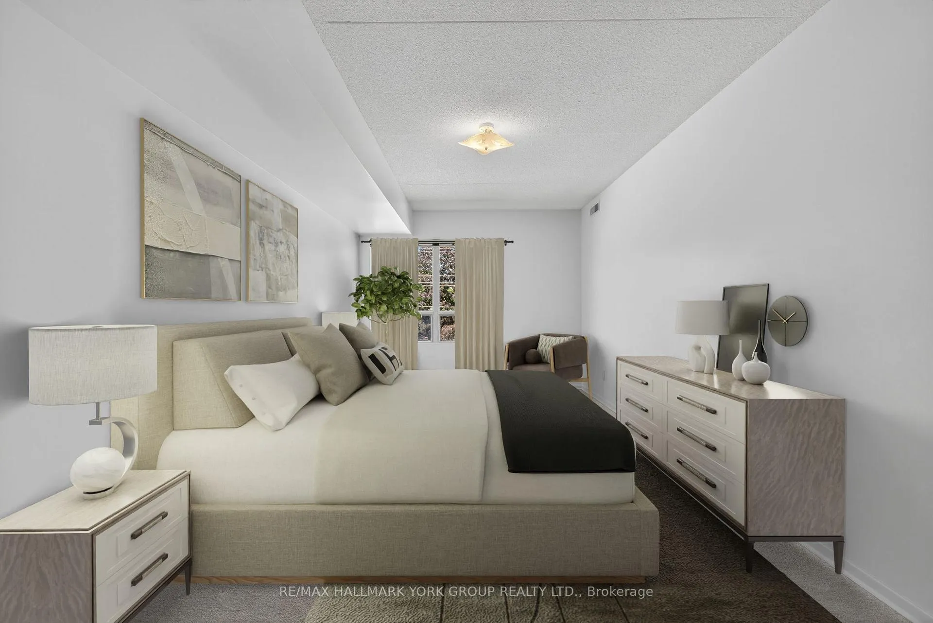 Photo 5 of Unit 210, 160 Wellington Street E, Aurora, Aurora Village — HOMEH