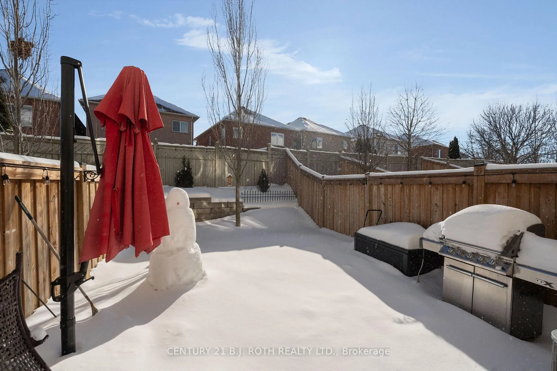 Photo 7 of 33 Westbury Way, Whitby, Brooklin — HOMEH