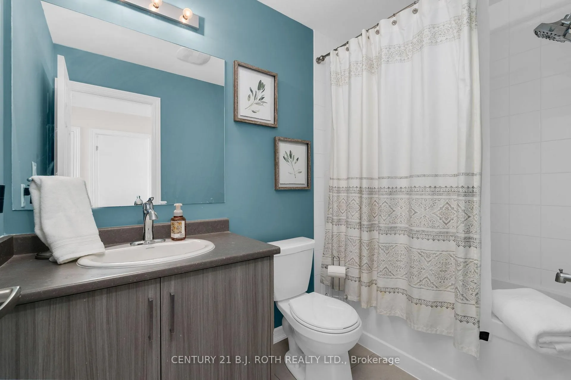 Photo 29 of 33 Westbury Way, Whitby, Brooklin — HOMEH