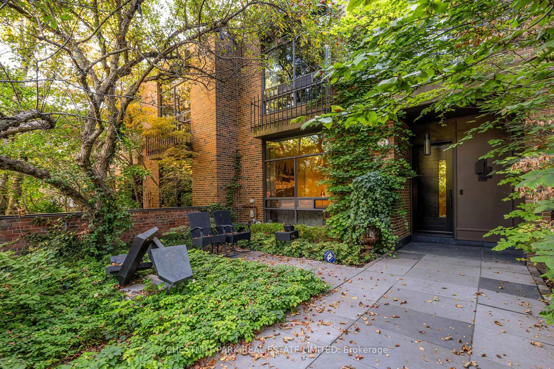 Photo 2 of 84 Oriole Road, Toronto, Yonge-St. Clair — HOMEH