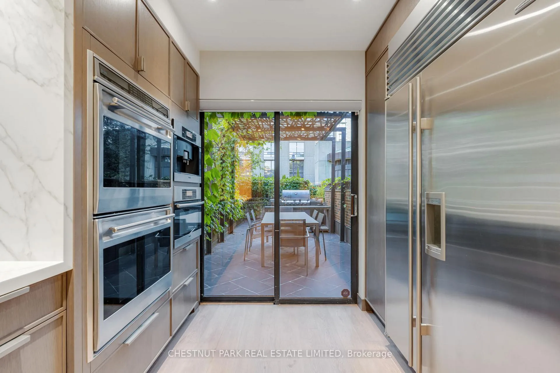 Photo 18 of 84 Oriole Road, Toronto, Yonge-St. Clair — HOMEH