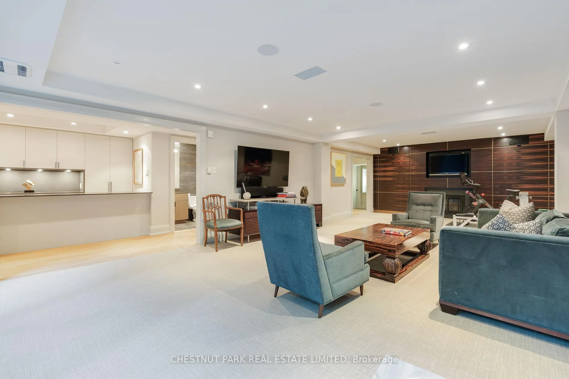 Photo 39 of 84 Oriole Road, Toronto, Yonge-St. Clair — HOMEH