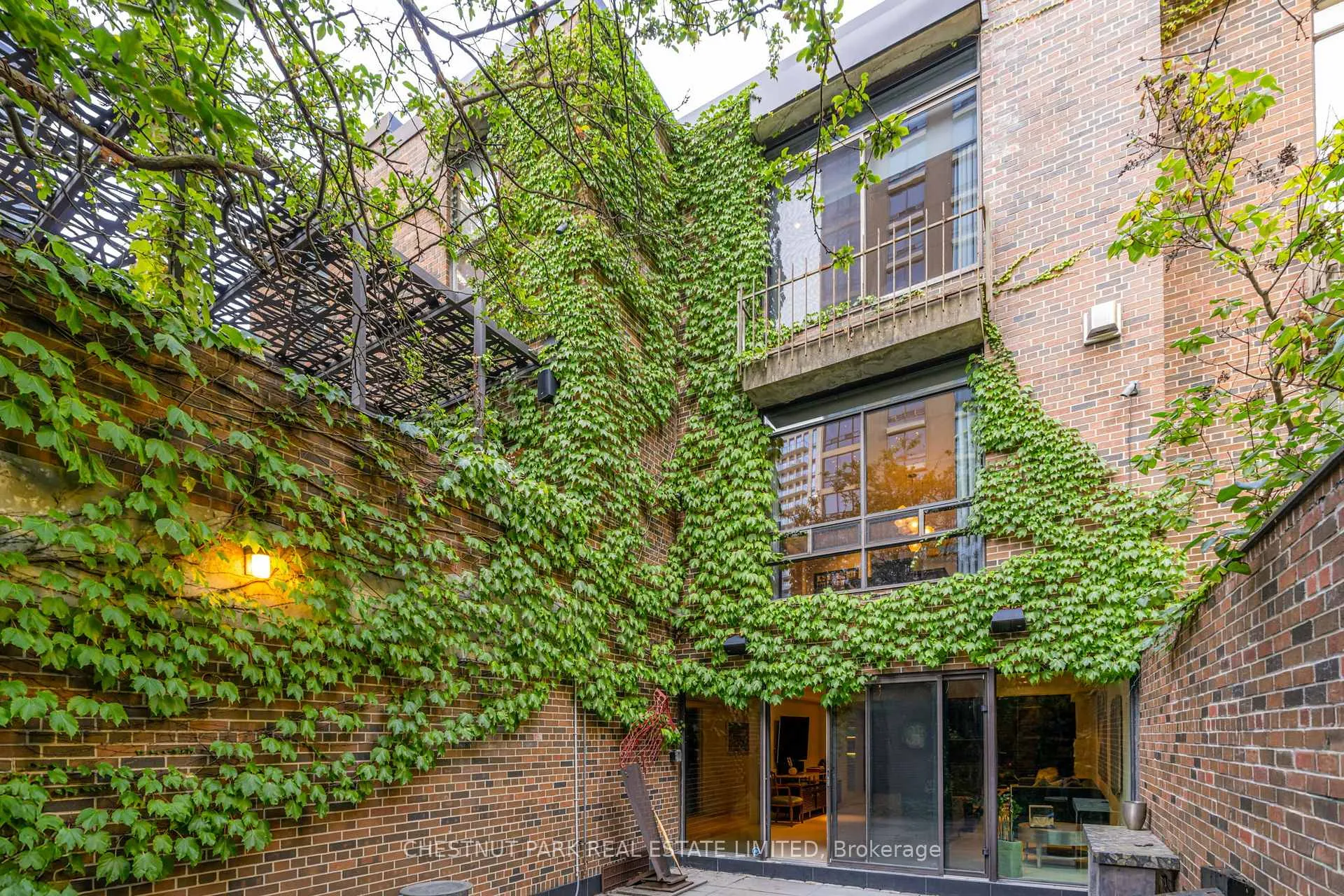 Photo 45 of 84 Oriole Road, Toronto, Yonge-St. Clair — HOMEH