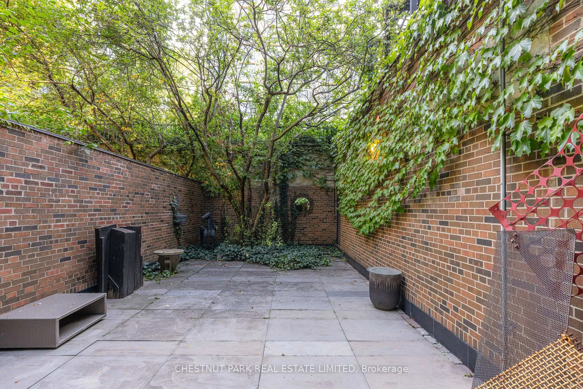 Photo 46 of 84 Oriole Road, Toronto, Yonge-St. Clair — HOMEH