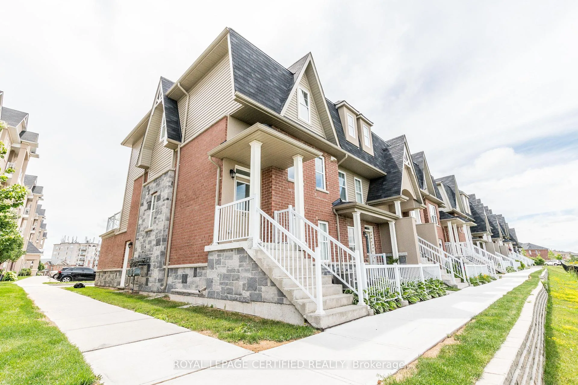 Front of Unit 133, 1380 Costigan Road