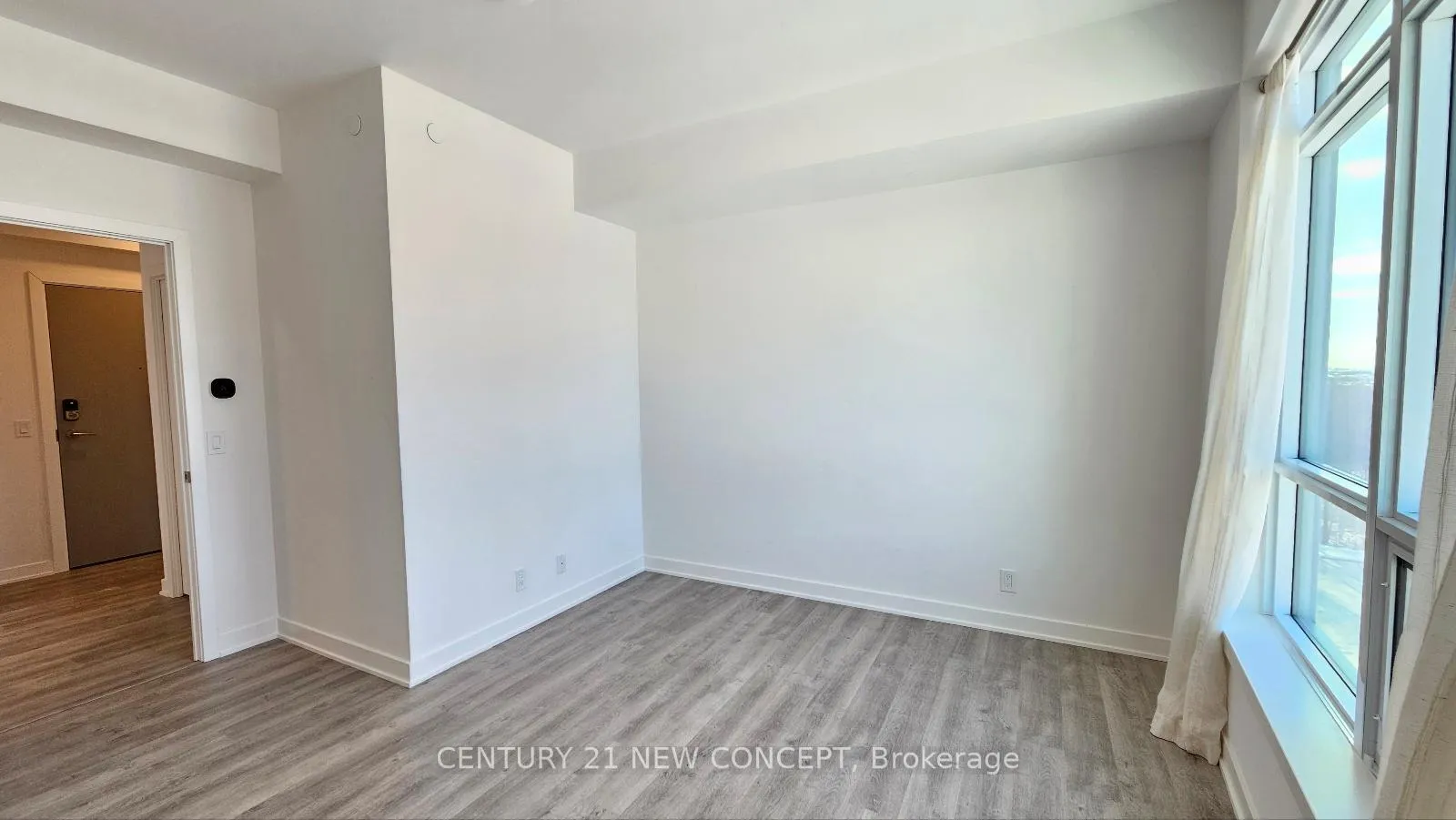 Photo 8 of Unit 618, 30 Upper Mall Way, Vaughan, Brownridge — HOMEH