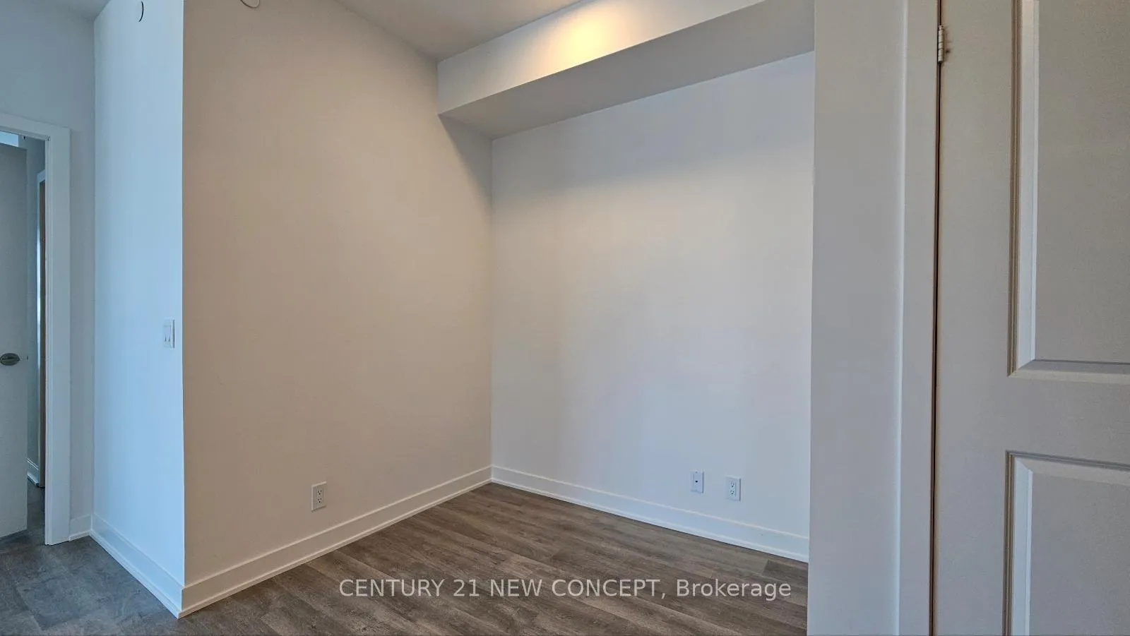 Photo 12 of Unit 618, 30 Upper Mall Way, Vaughan, Brownridge — HOMEH