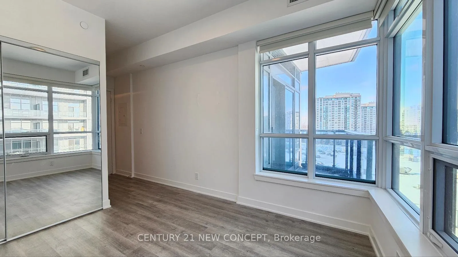 Photo 20 of Unit 618, 30 Upper Mall Way, Vaughan, Brownridge — HOMEH