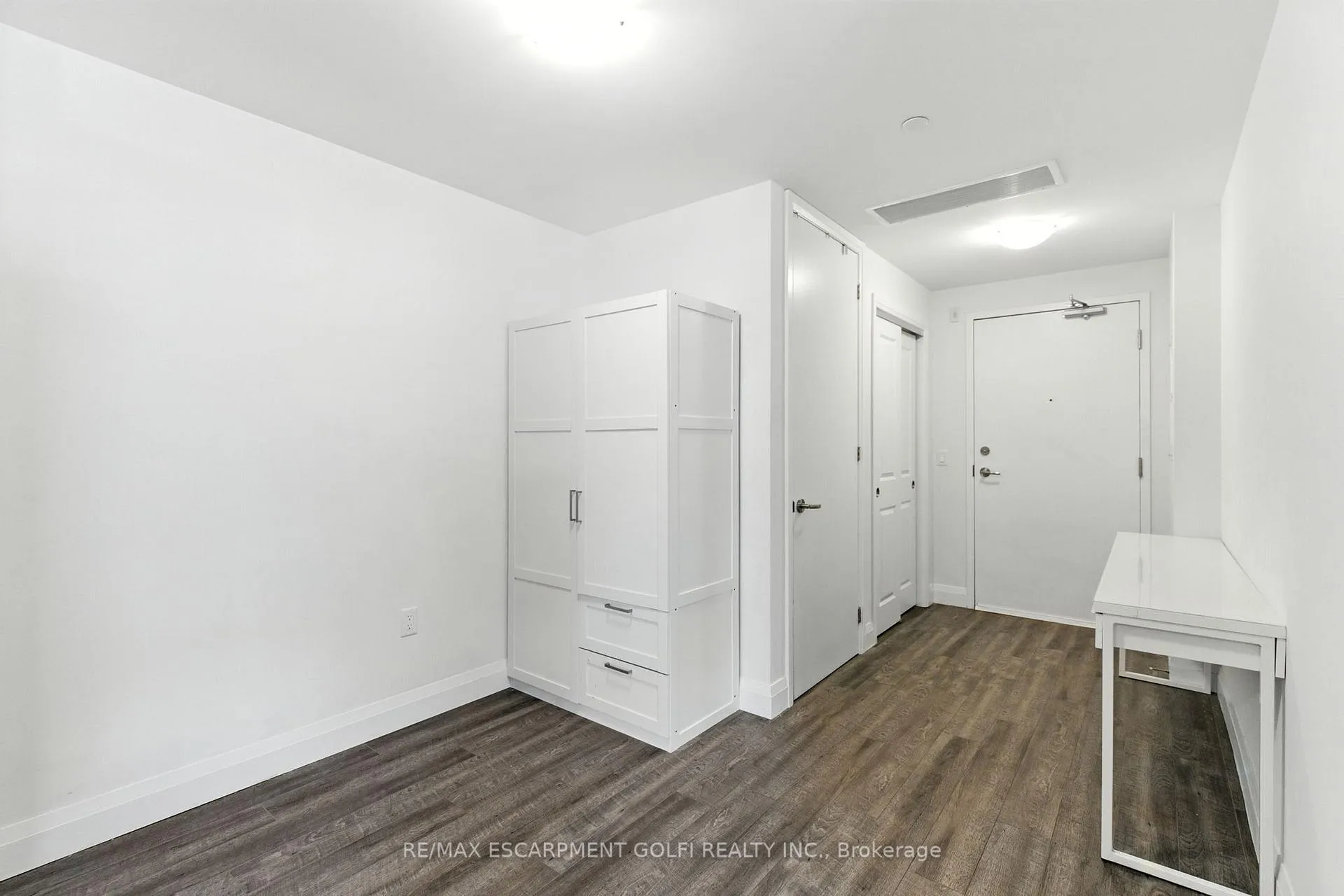 Photo 5 of Unit 304, 1 Redfern Avenue, Hamilton, Mountview — HOMEH