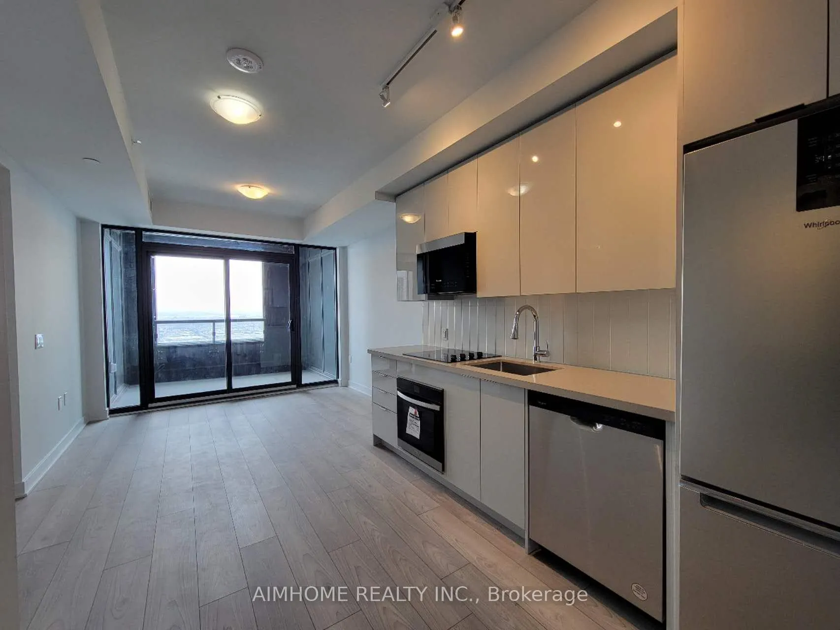 Photo 4 of Unit 4006, 2920 Highway 7, Vaughan, Concord — HOMEH