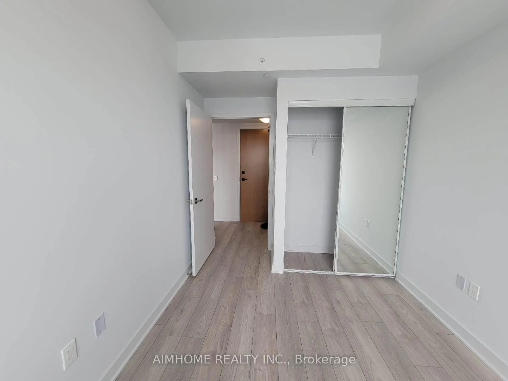 Photo 5 of Unit 4006, 2920 Highway 7, Vaughan, Concord — HOMEH