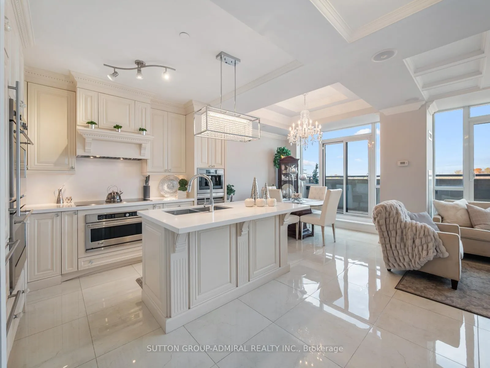 Photo 1 of Unit 705, 4700 Highway 7, Vaughan, East Woodbridge — HOMEH