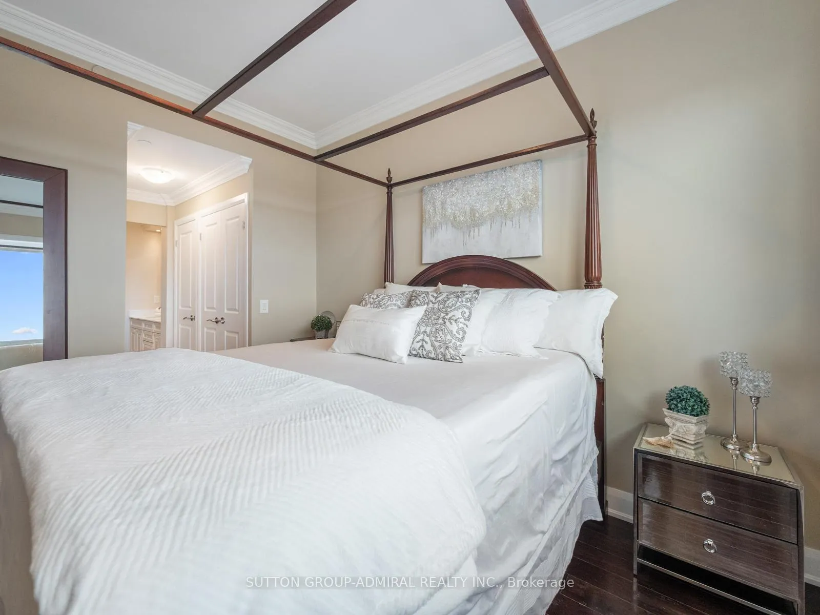 Photo 23 of Unit 705, 4700 Highway 7, Vaughan, East Woodbridge — HOMEH
