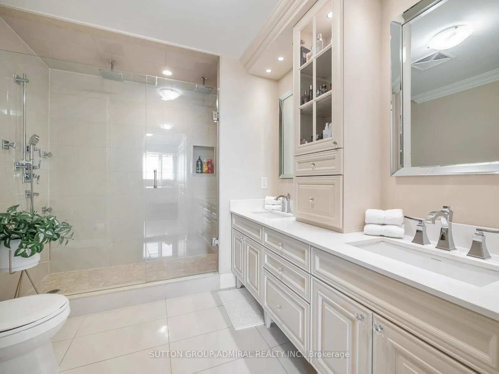 Photo 29 of Unit 705, 4700 Highway 7, Vaughan, East Woodbridge — HOMEH