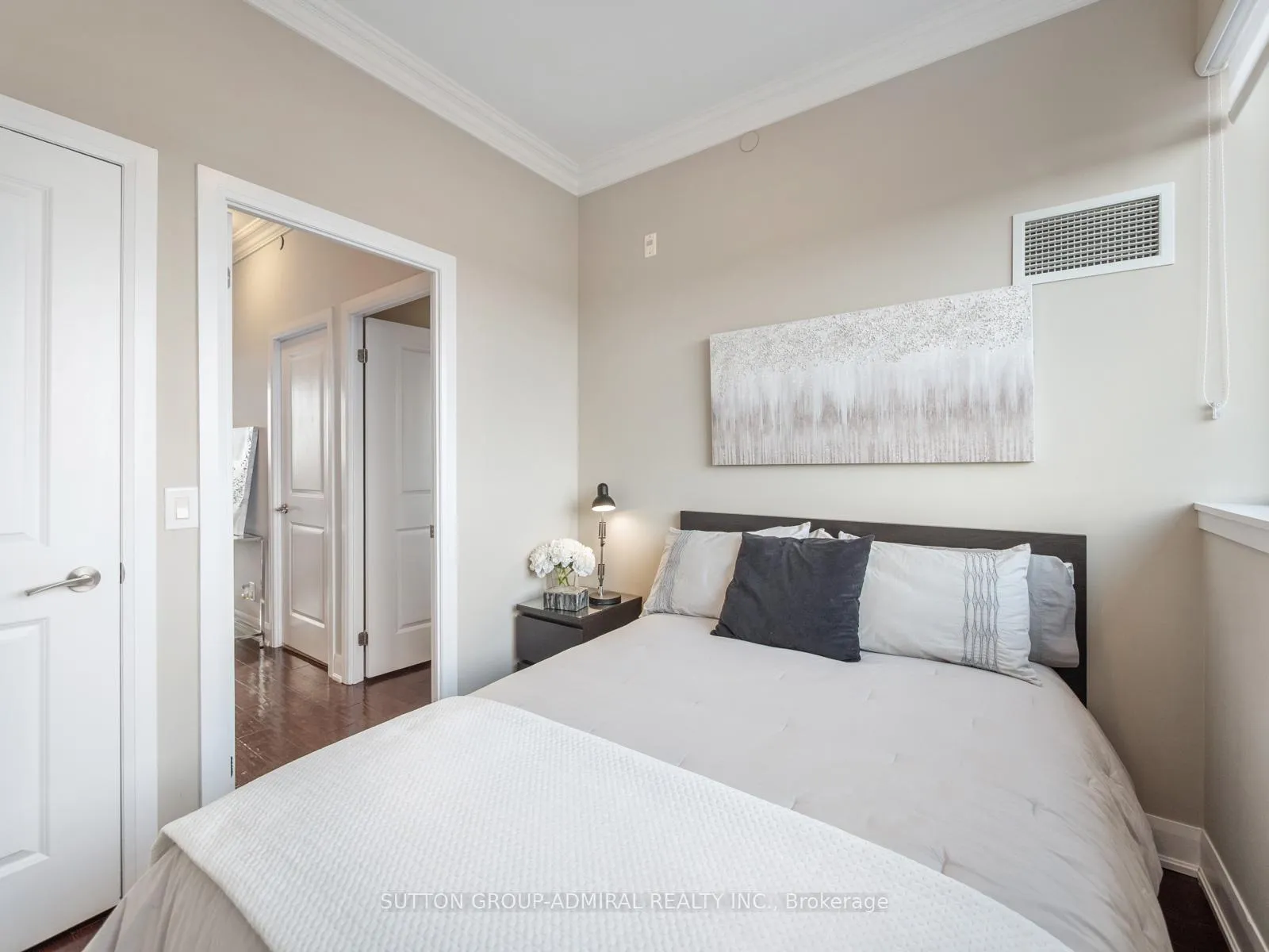 Photo 31 of Unit 705, 4700 Highway 7, Vaughan, East Woodbridge — HOMEH