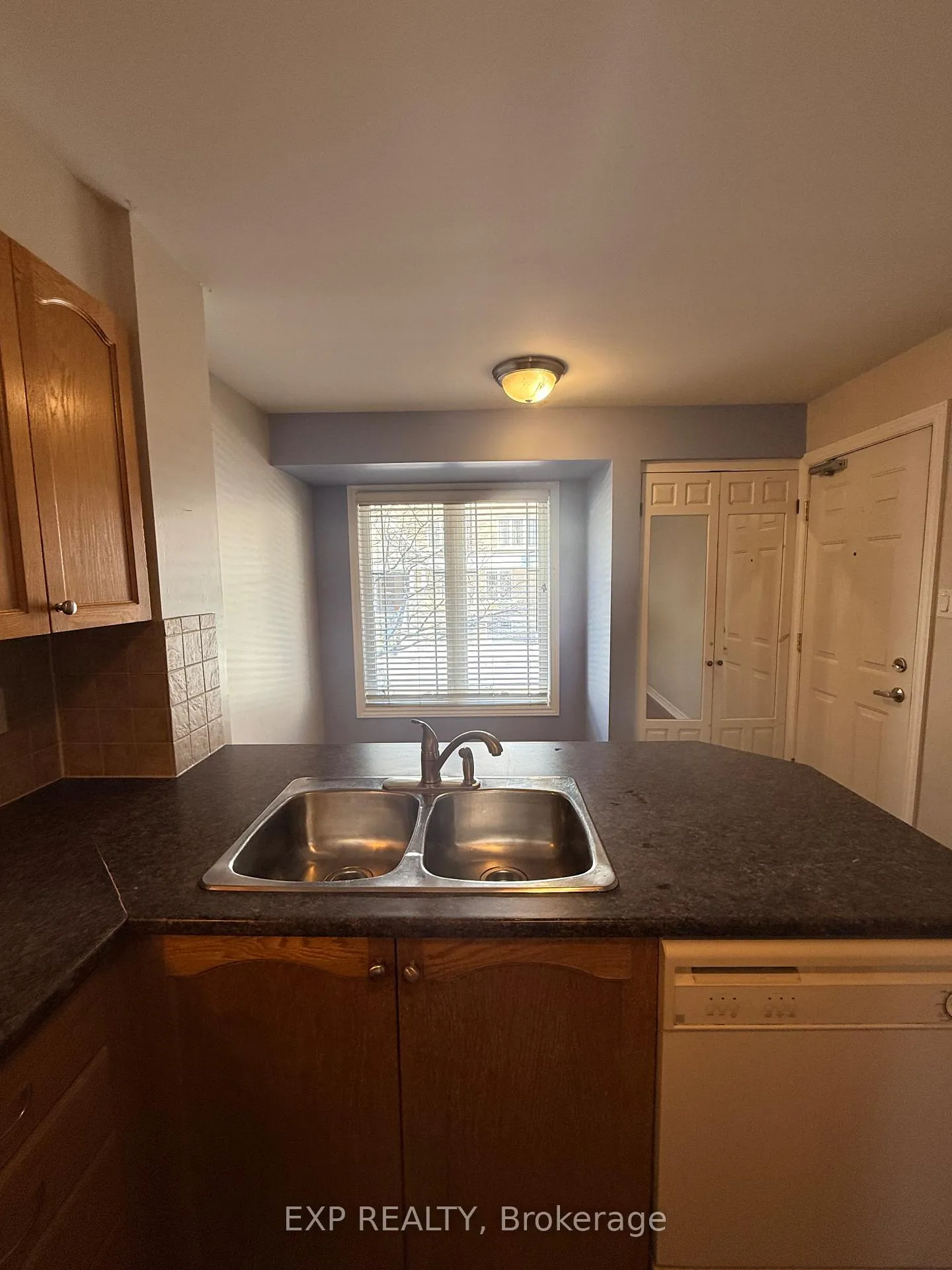 Photo 5 of Unit 50, 265 Paseo Private, Ottawa, Centrepointe — HOMEH