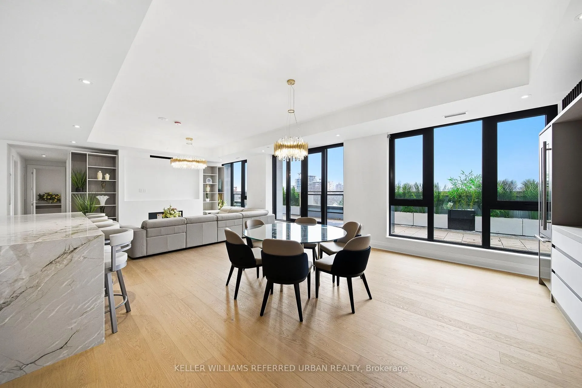 Photo 15 of Unit 607, 2 Forest Hill Road, Toronto, Casa Loma — HOMEH