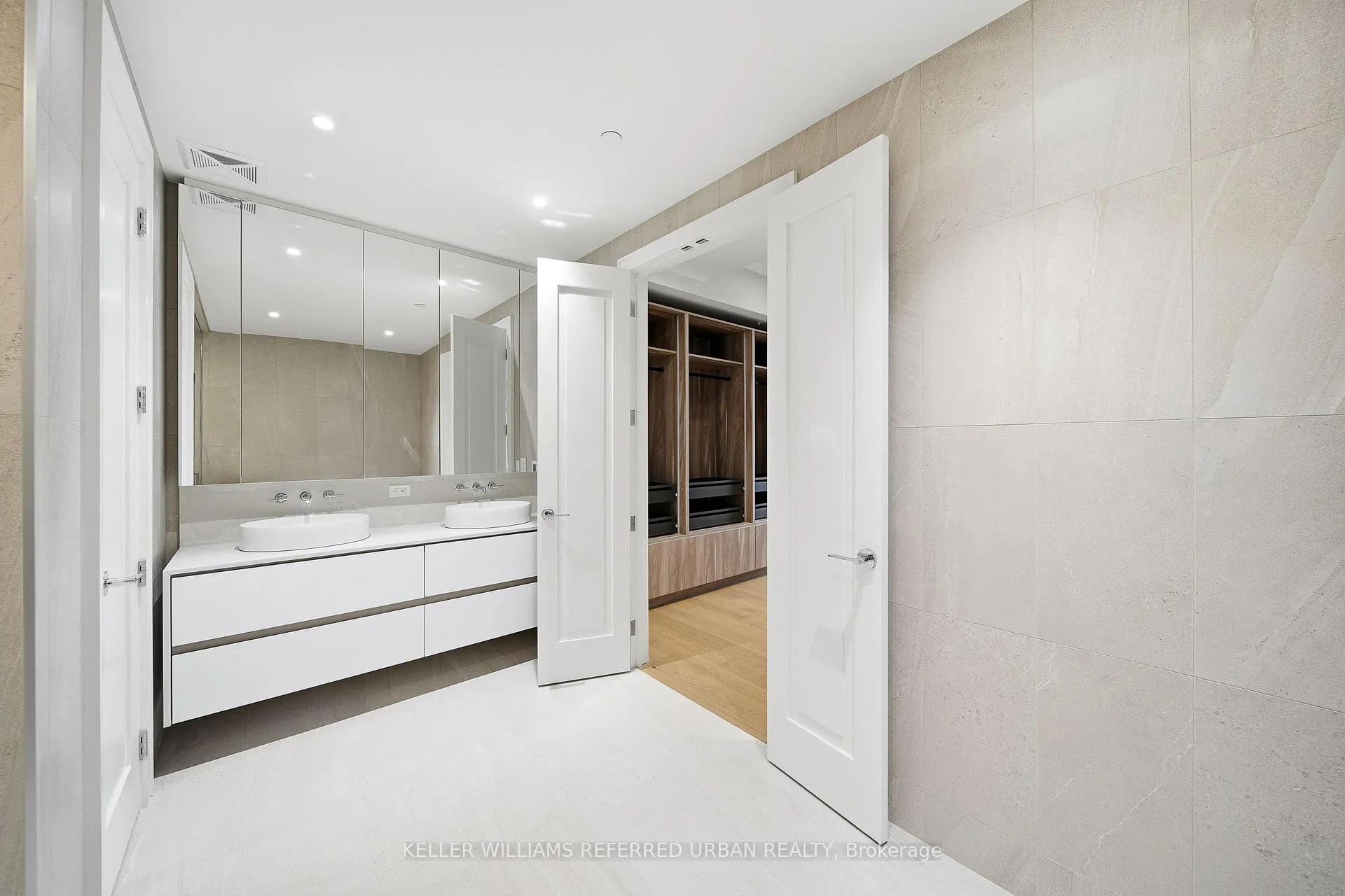 Photo 34 of Unit 607, 2 Forest Hill Road, Toronto, Casa Loma — HOMEH