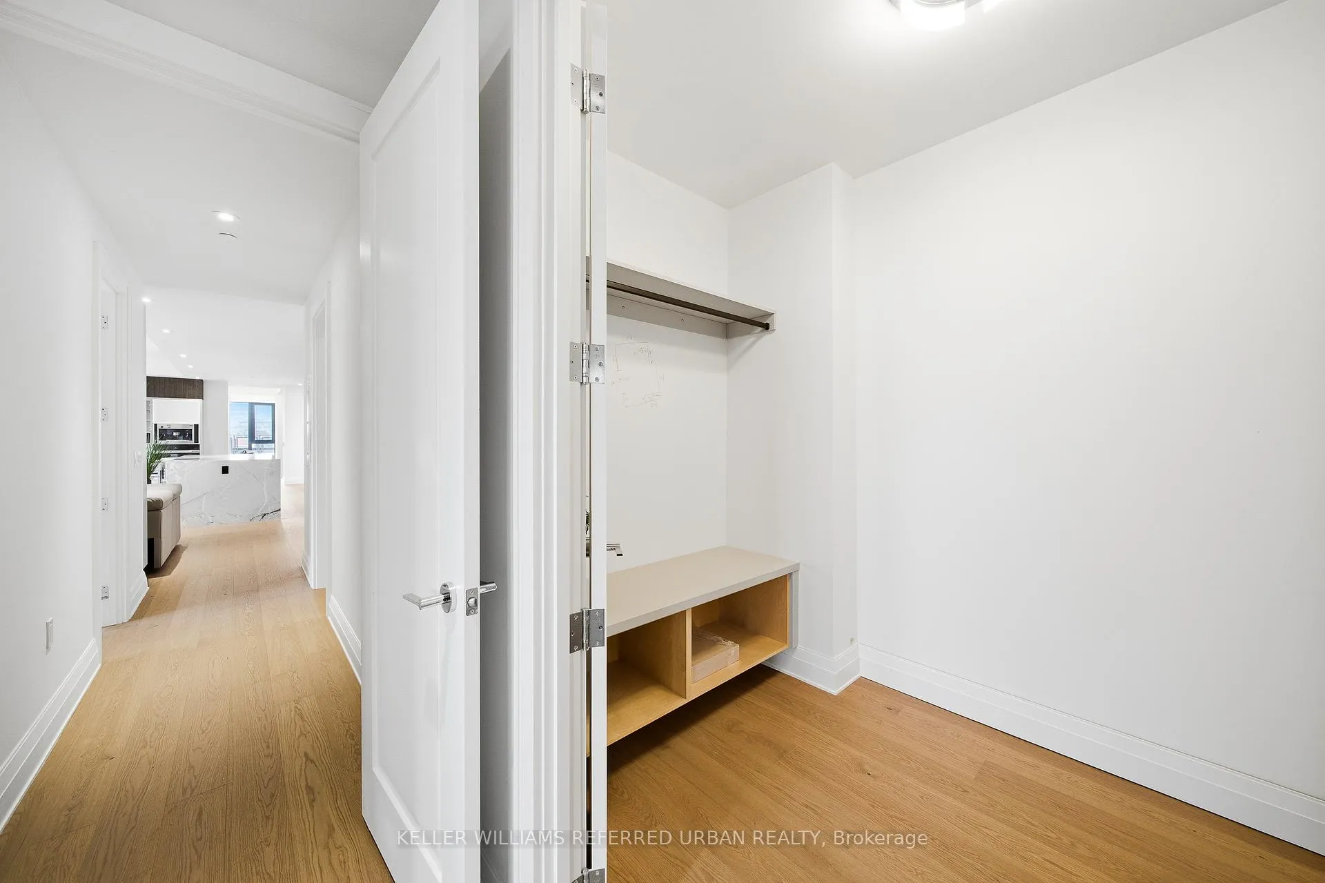 Photo 35 of Unit 607, 2 Forest Hill Road, Toronto, Casa Loma — HOMEH