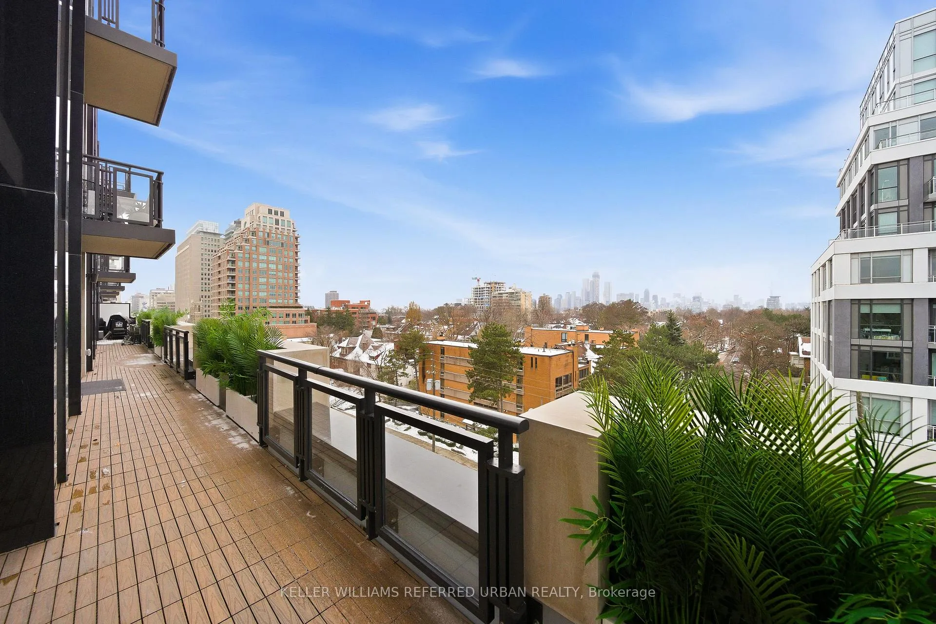 Photo 42 of Unit 607, 2 Forest Hill Road, Toronto, Casa Loma — HOMEH