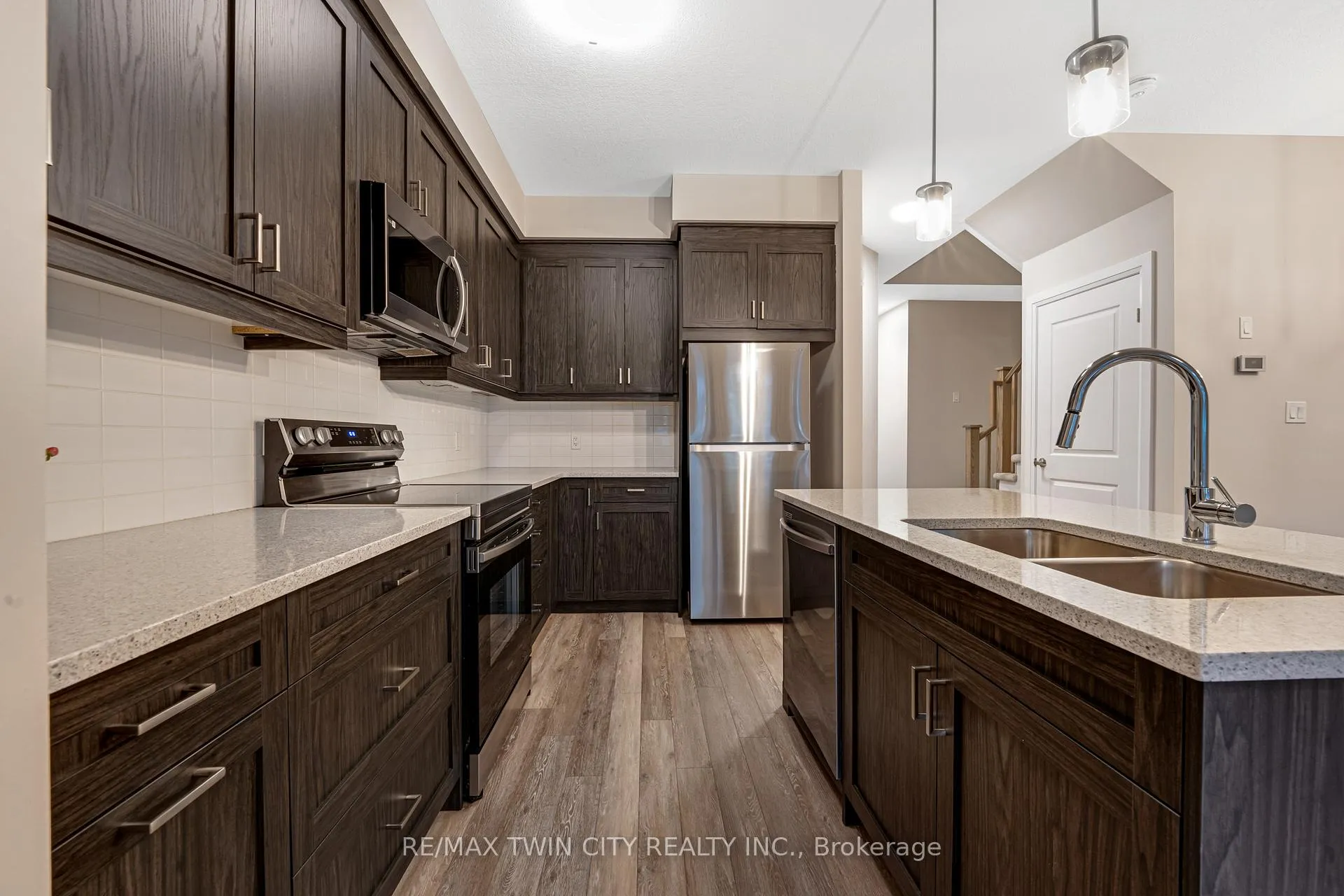 Photo 11 of Unit 24, 143 Elgin Street N, Cambridge — HOMEH