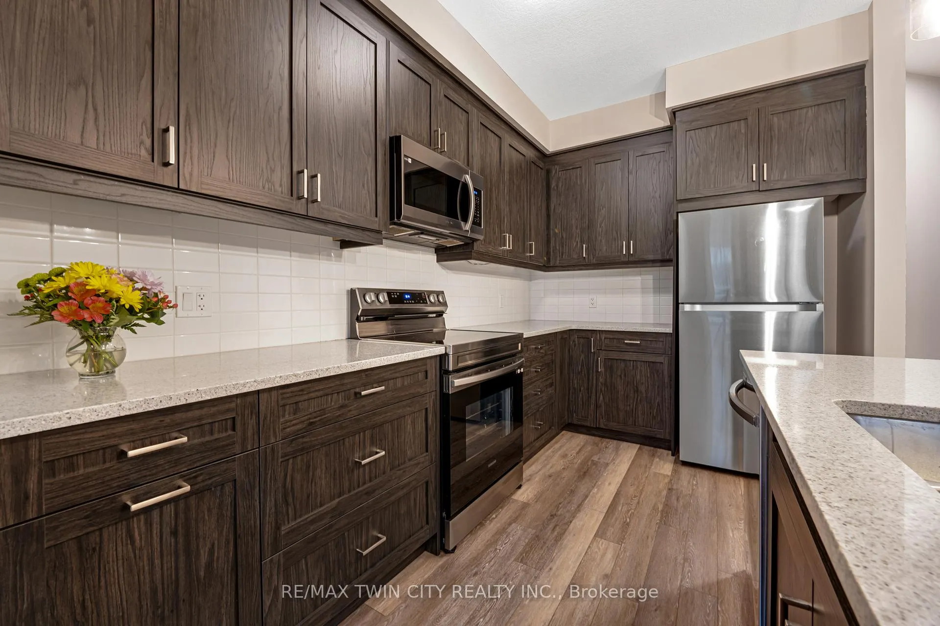 Photo 12 of Unit 24, 143 Elgin Street N, Cambridge — HOMEH
