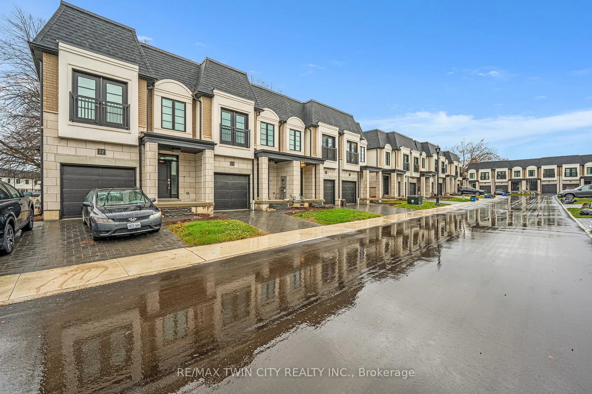Photo 28 of Unit 24, 143 Elgin Street N, Cambridge — HOMEH