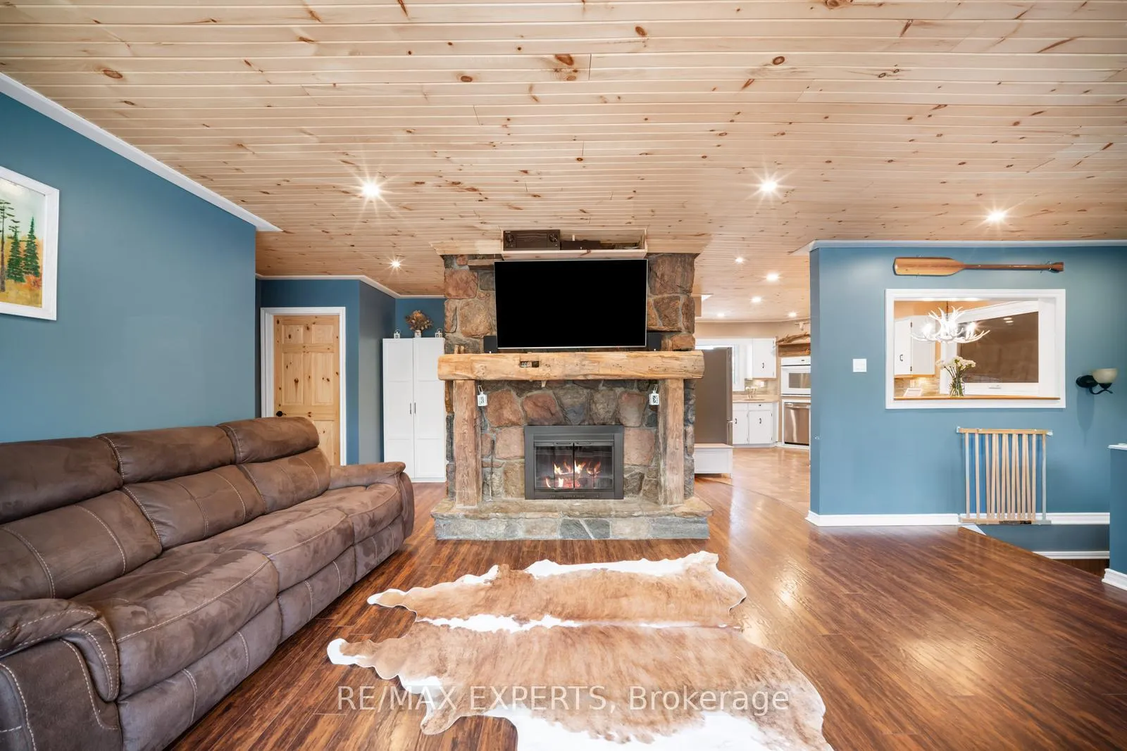 Photo 16 of 6 Otter Cove Road, Georgina, Pefferlaw — HOMEH