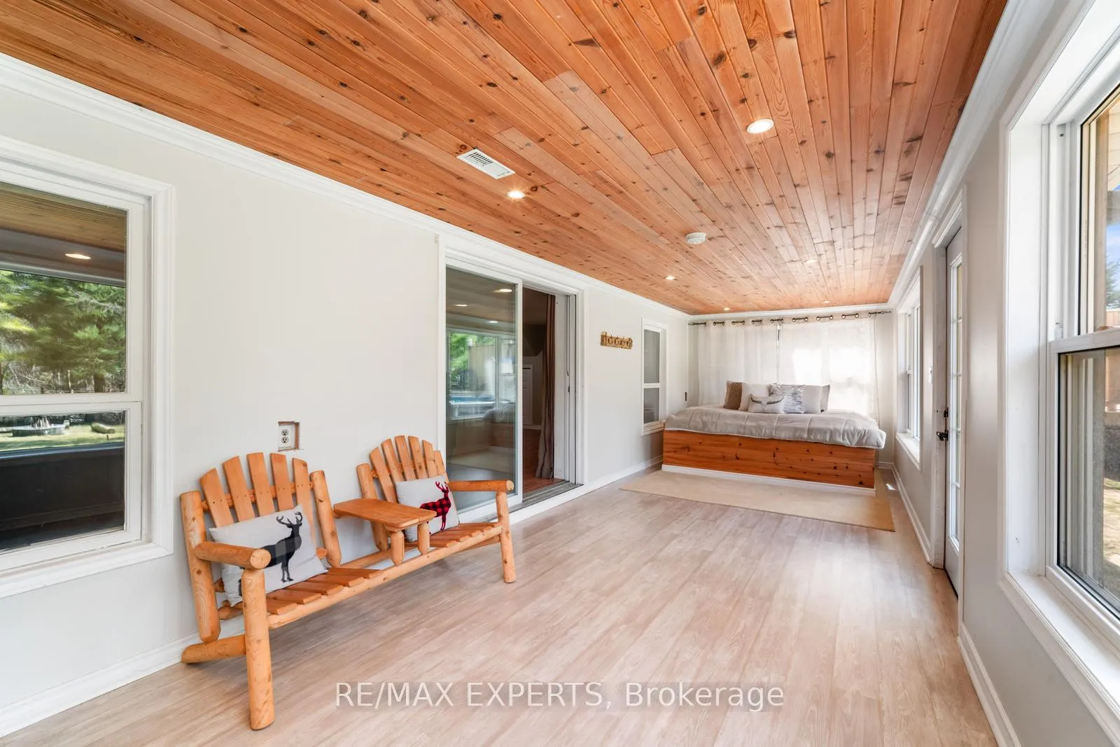 Photo 21 of 6 Otter Cove Road, Georgina, Pefferlaw — HOMEH