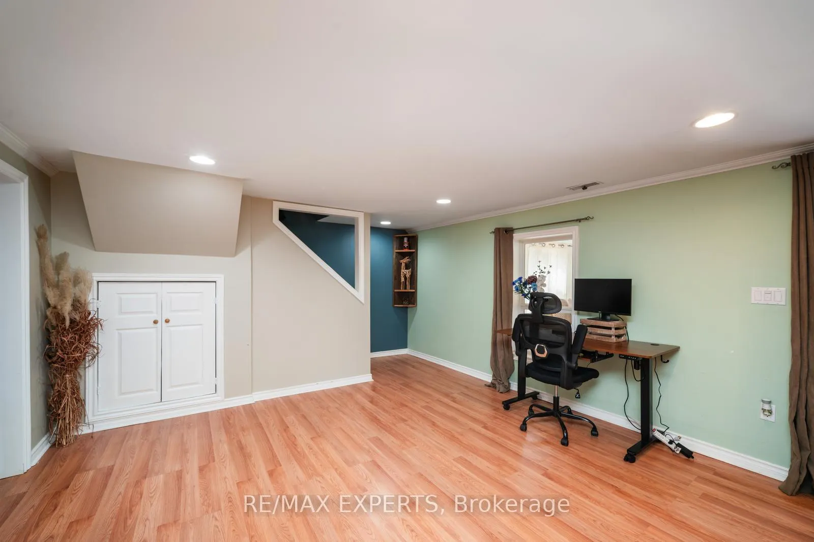 Photo 31 of 6 Otter Cove Road, Georgina, Pefferlaw — HOMEH