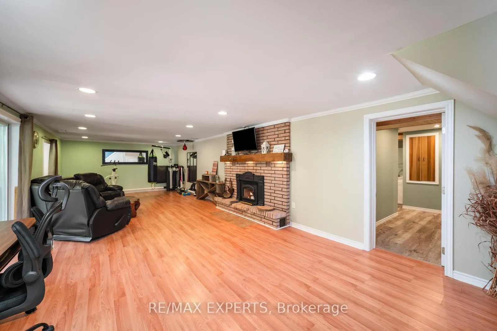 Photo 33 of 6 Otter Cove Road, Georgina, Pefferlaw — HOMEH