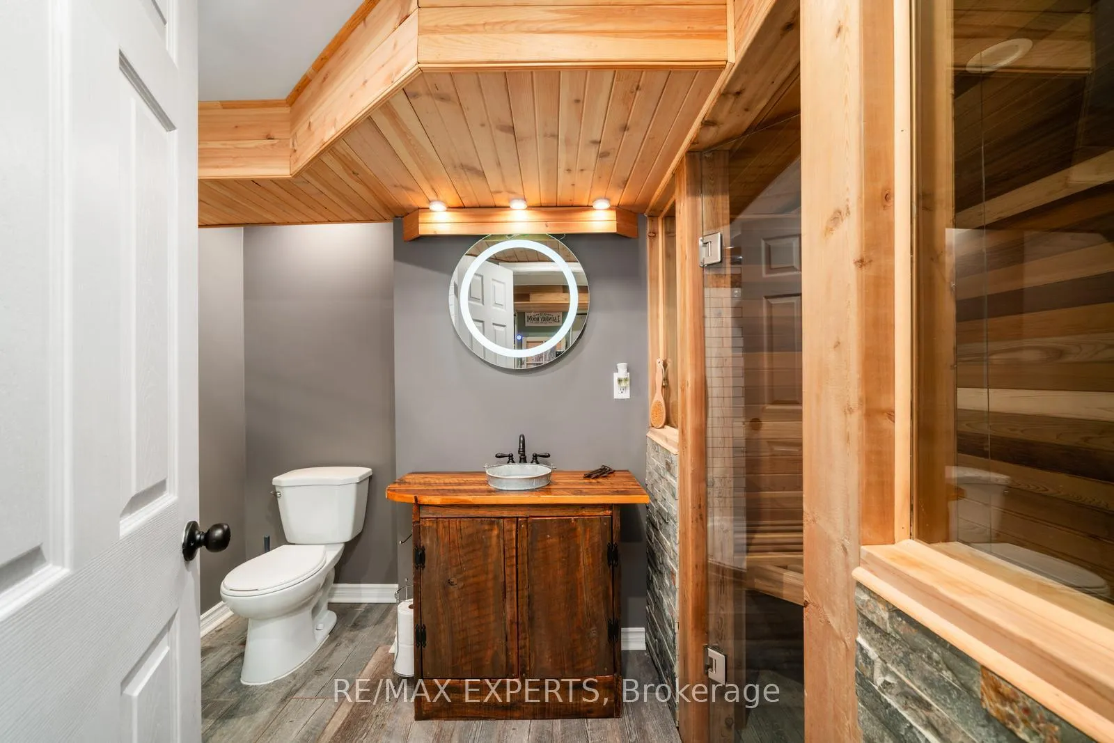 Photo 38 of 6 Otter Cove Road, Georgina, Pefferlaw — HOMEH