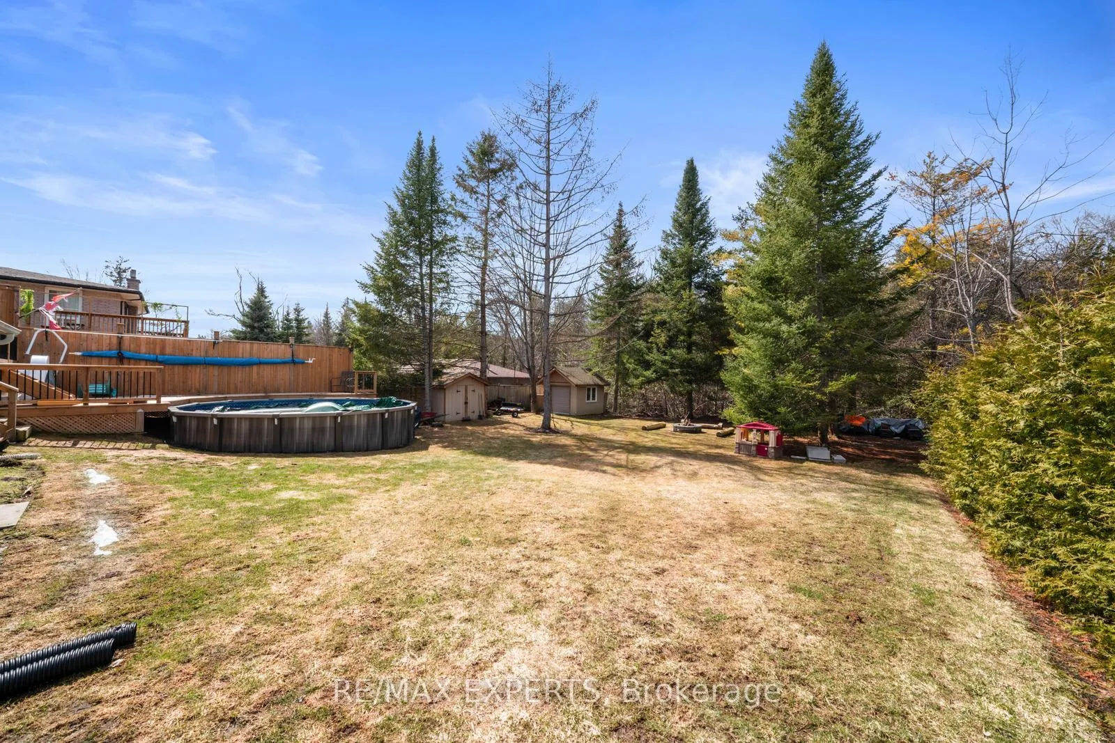 Photo 43 of 6 Otter Cove Road, Georgina, Pefferlaw — HOMEH