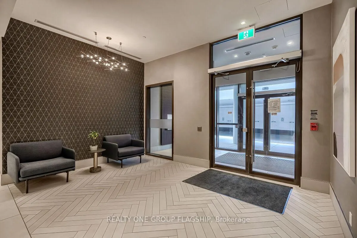 Photo 3 of Unit 421, 2550 Simcoe Street N, Oshawa, Windfields — HOMEH