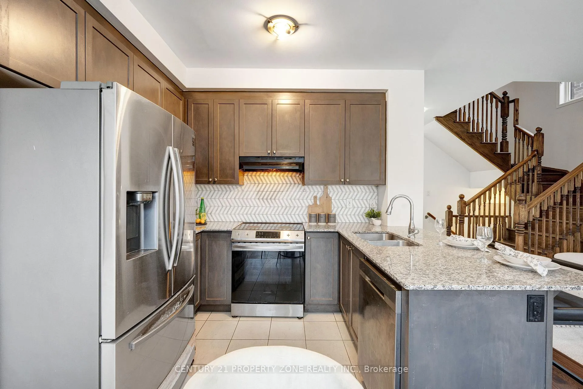 Photo 10 of 13 Boothill Drive N, Brampton, Northwest Brampton — HOMEH