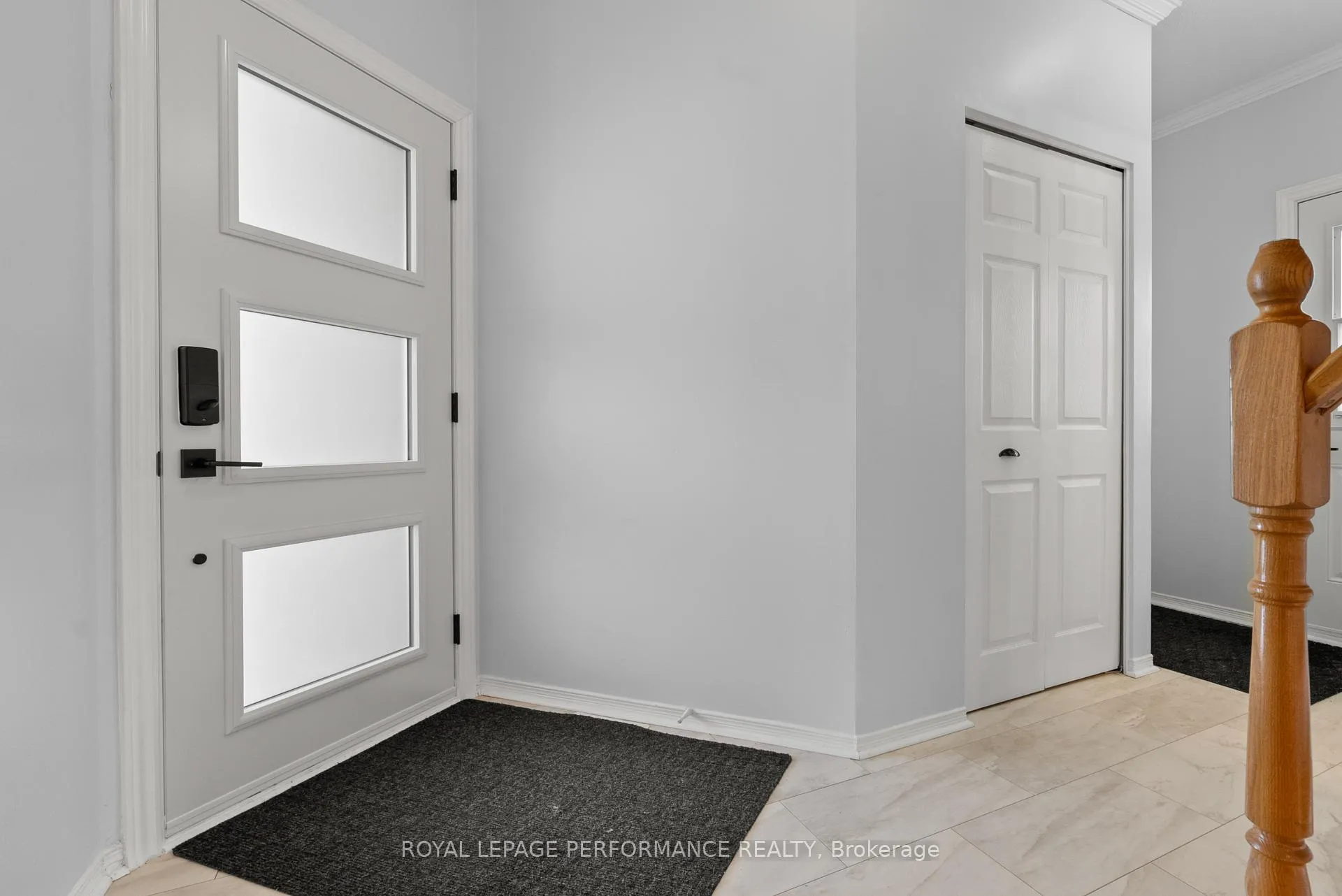Photo 4 of 654 Valin Street, Ottawa, Fallingbrook/Gardenway South — HOMEH