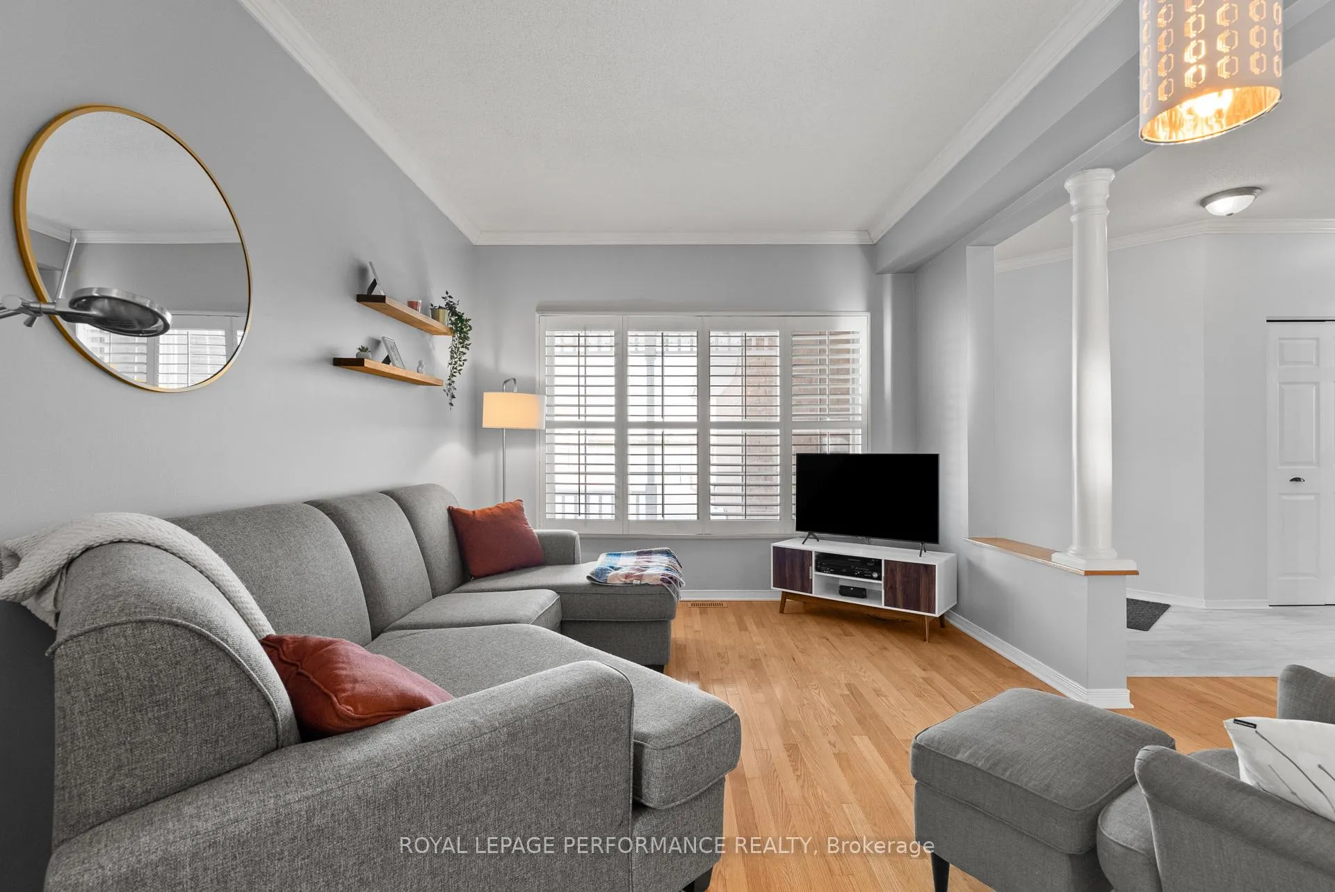 Photo 8 of 654 Valin Street, Ottawa, Fallingbrook/Gardenway South — HOMEH