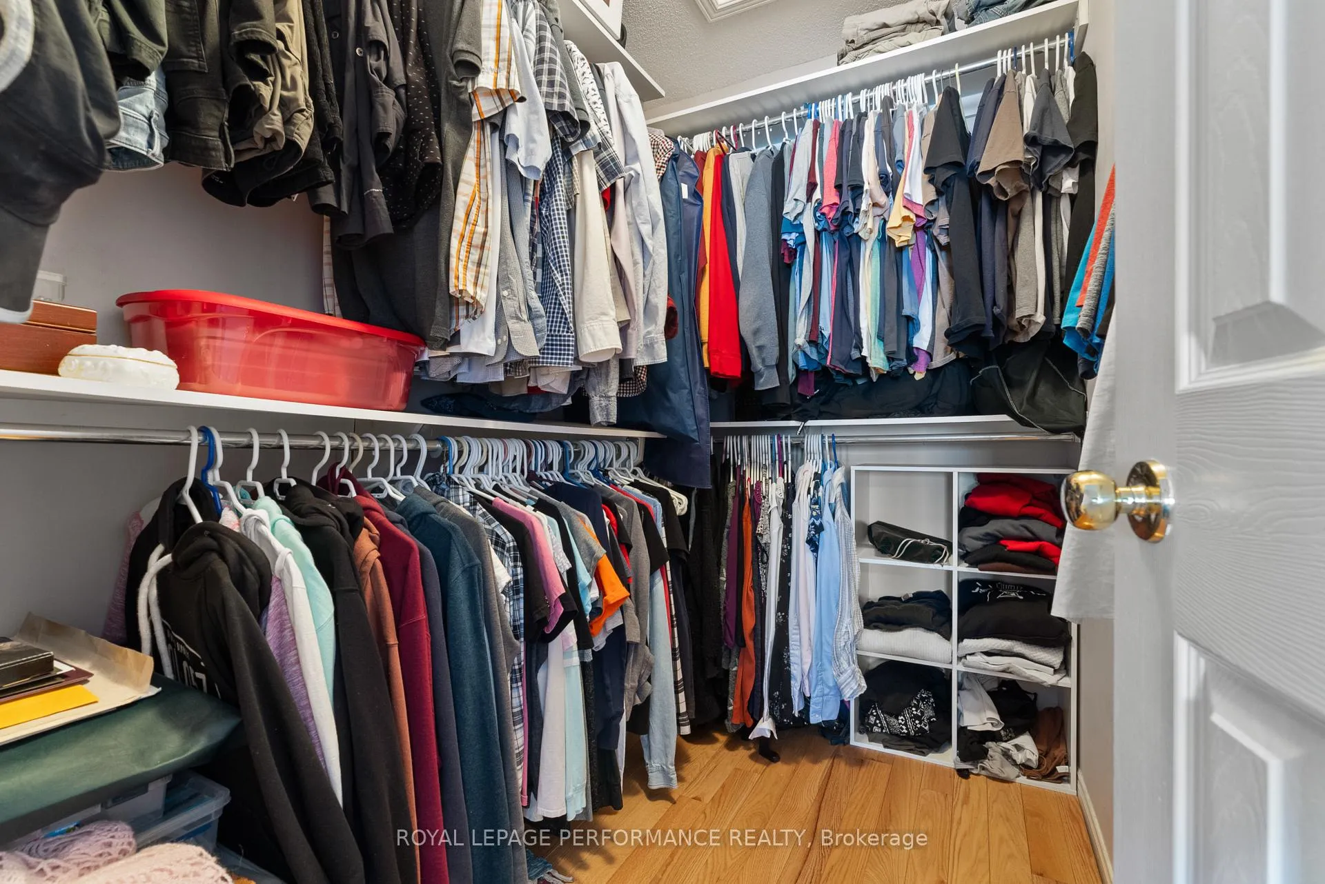 Photo 28 of 654 Valin Street, Ottawa, Fallingbrook/Gardenway South — HOMEH