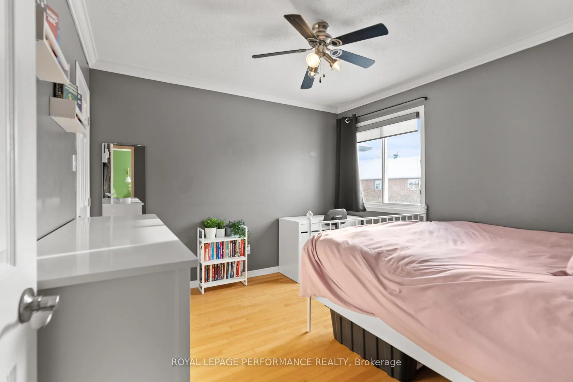 Photo 32 of 654 Valin Street, Ottawa, Fallingbrook/Gardenway South — HOMEH
