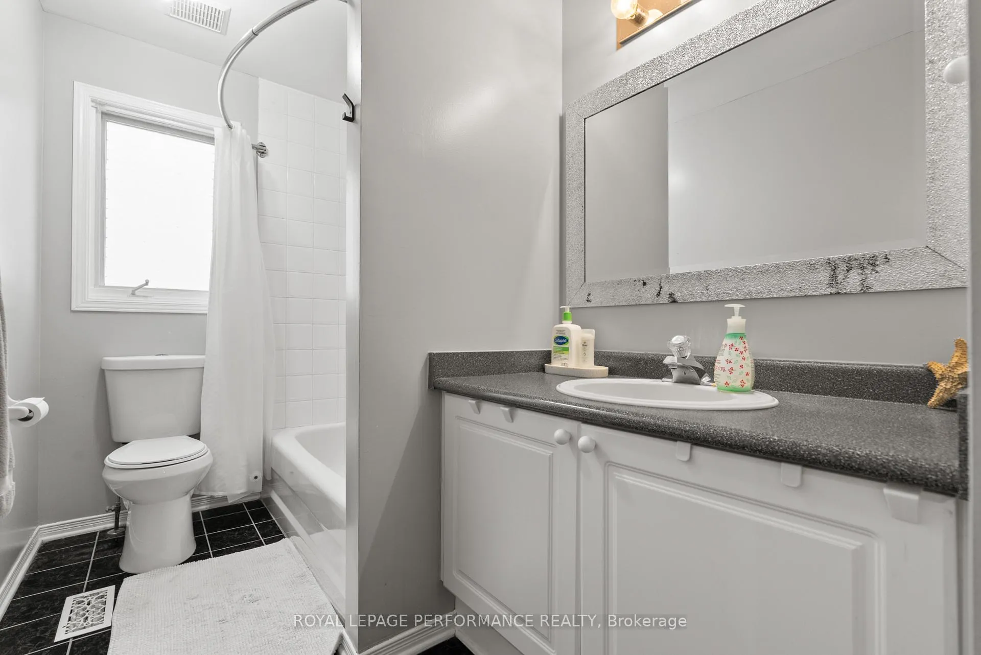 Photo 34 of 654 Valin Street, Ottawa, Fallingbrook/Gardenway South — HOMEH