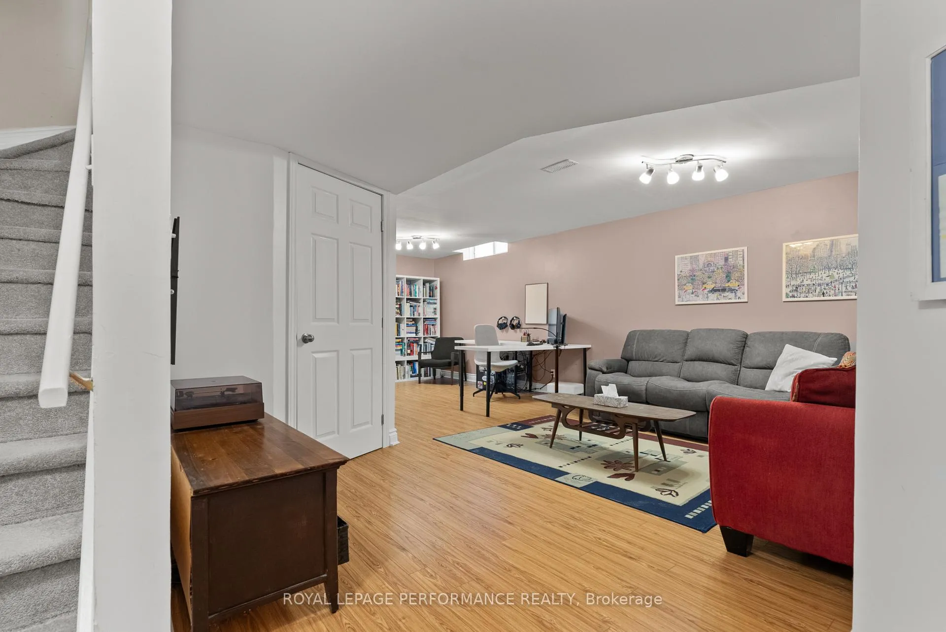 Photo 36 of 654 Valin Street, Ottawa, Fallingbrook/Gardenway South — HOMEH