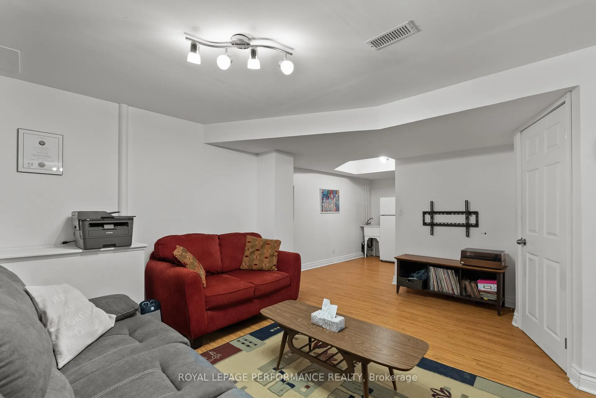 Photo 38 of 654 Valin Street, Ottawa, Fallingbrook/Gardenway South — HOMEH