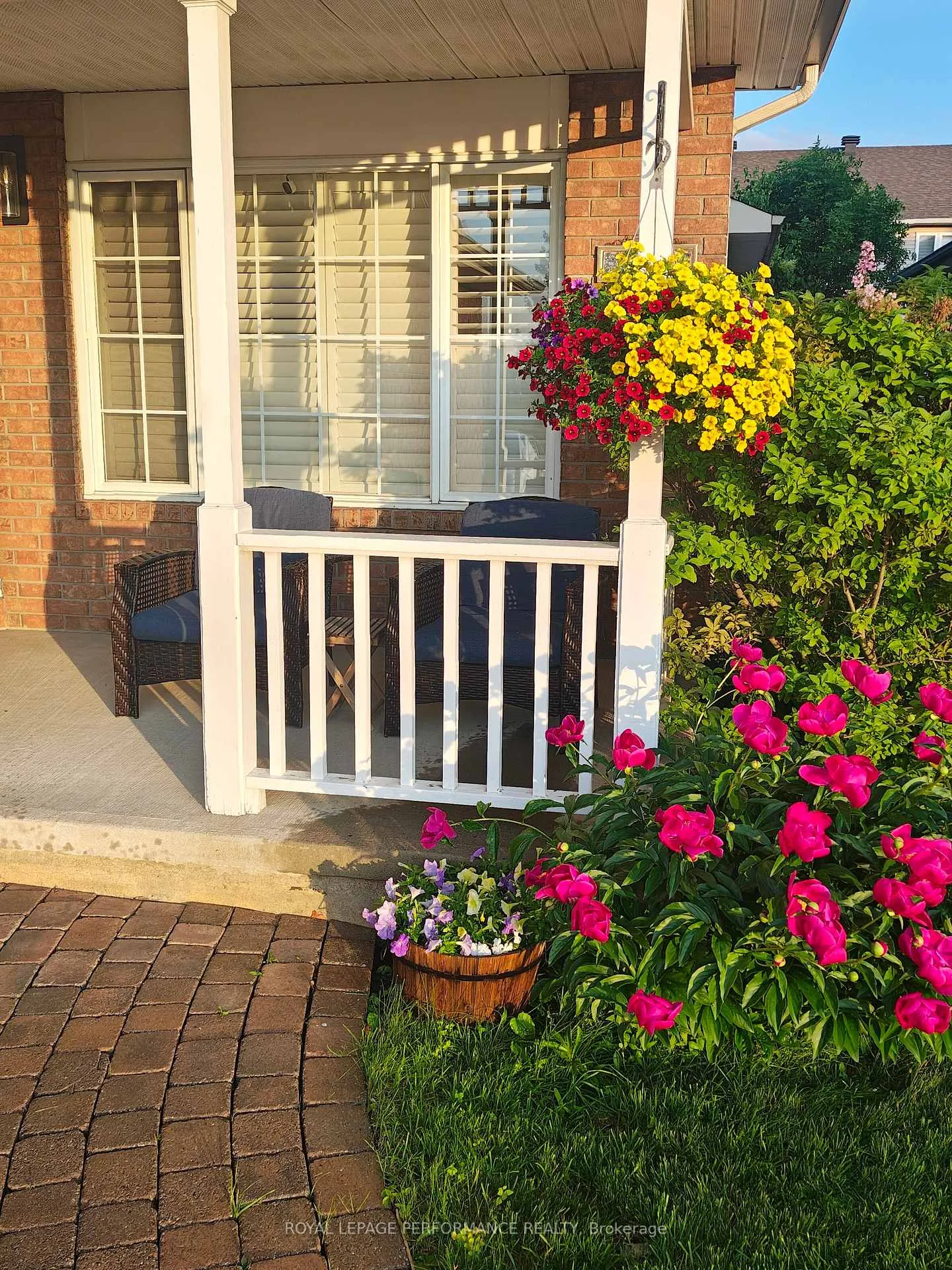 Photo 47 of 654 Valin Street, Ottawa, Fallingbrook/Gardenway South — HOMEH
