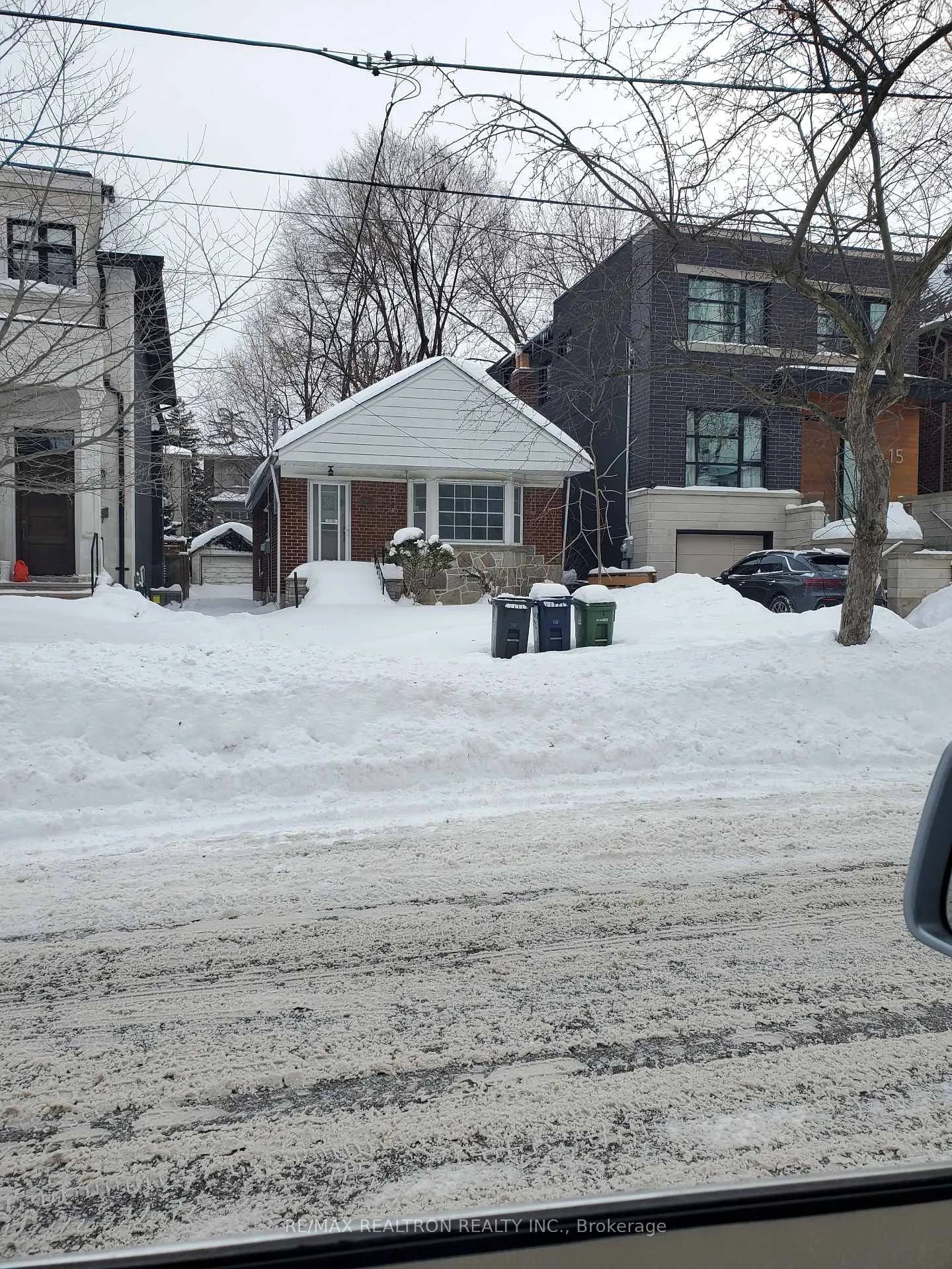 Photo 1 of 11 Carmichael Avenue, Toronto, Bedford Park-Nortown — HOMEH